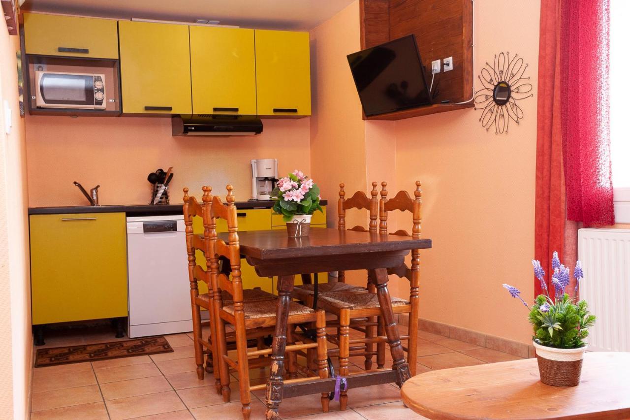 Le Catalan - Hotel Et Appartements Mont-Louis Esterno foto