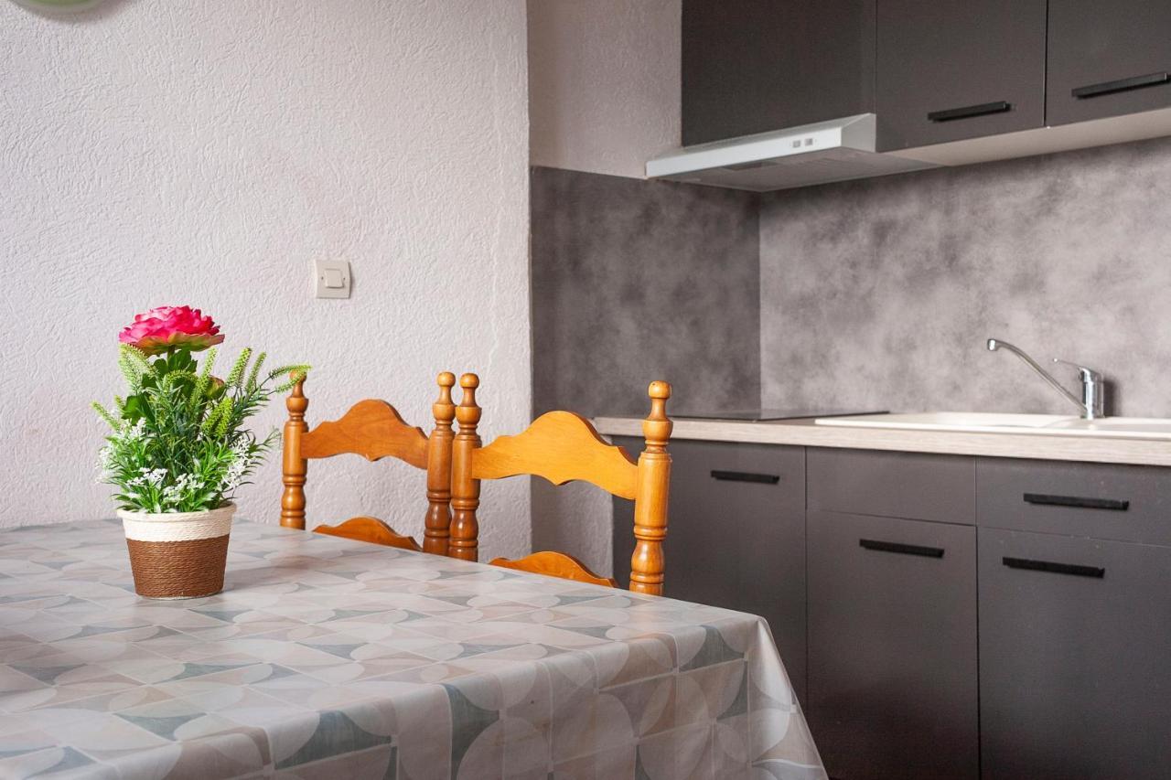 Le Catalan - Hotel Et Appartements Mont-Louis Esterno foto