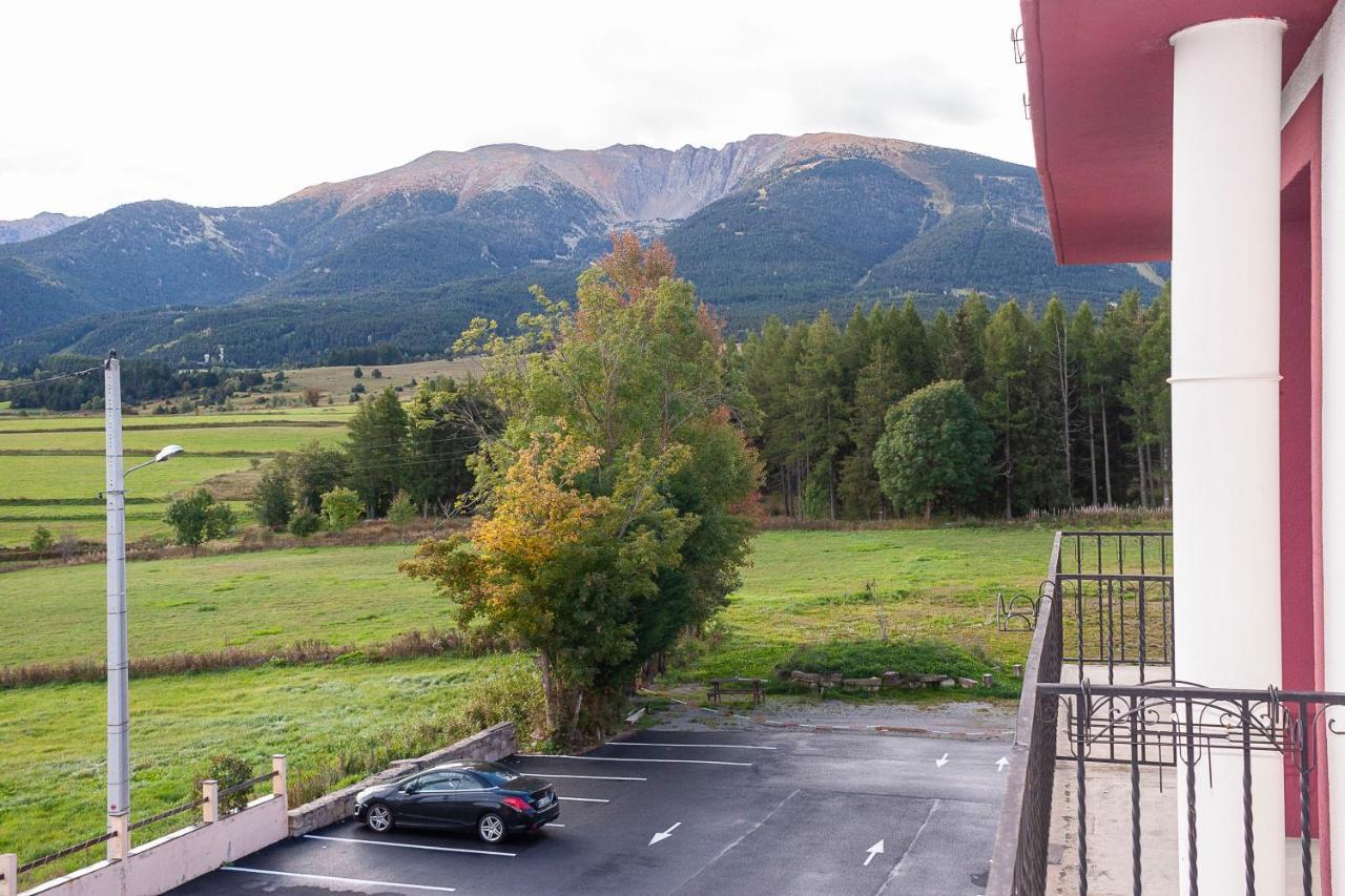 Le Catalan - Hotel Et Appartements Mont-Louis Esterno foto