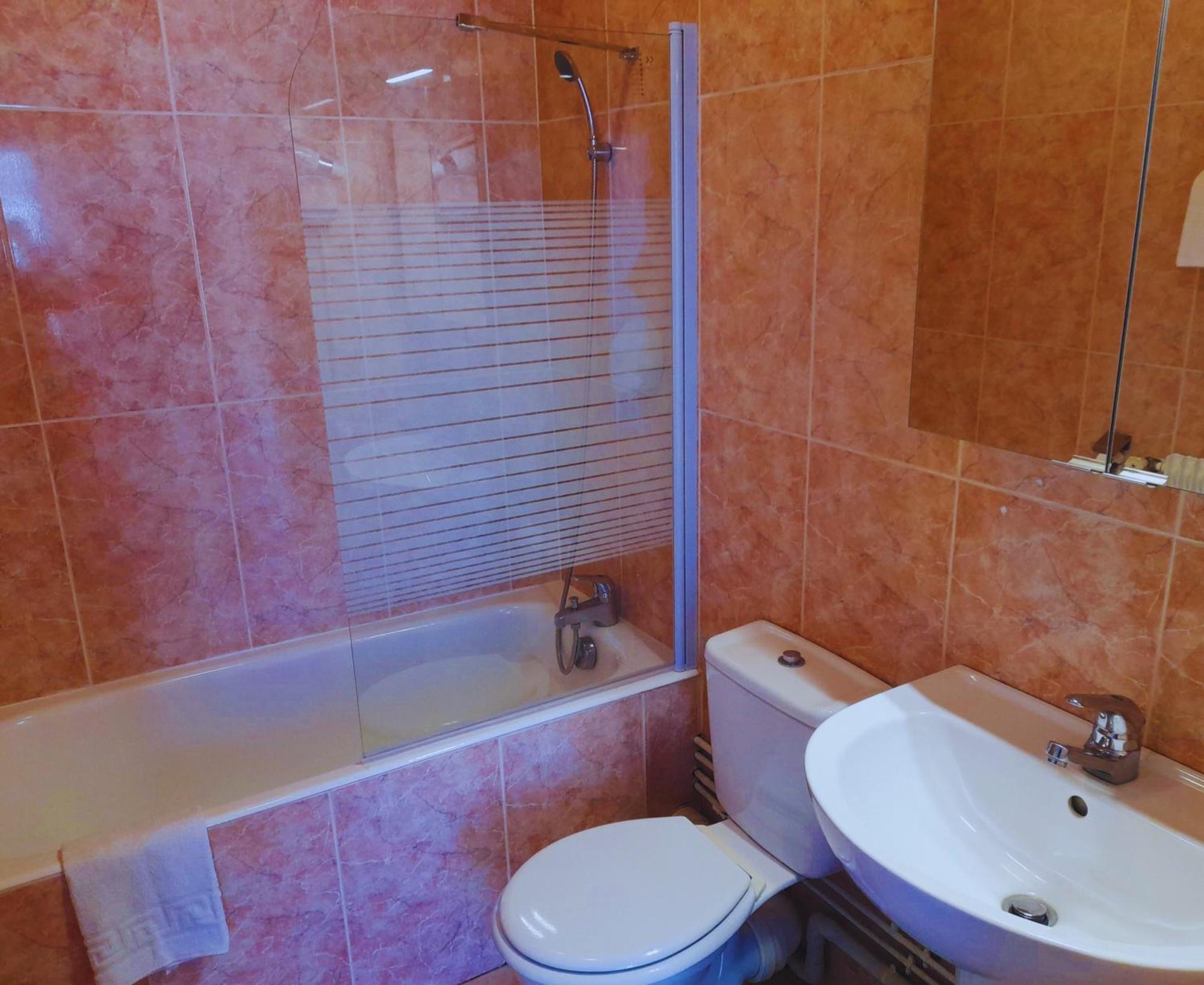 Le Catalan - Hotel Et Appartements Mont-Louis Esterno foto