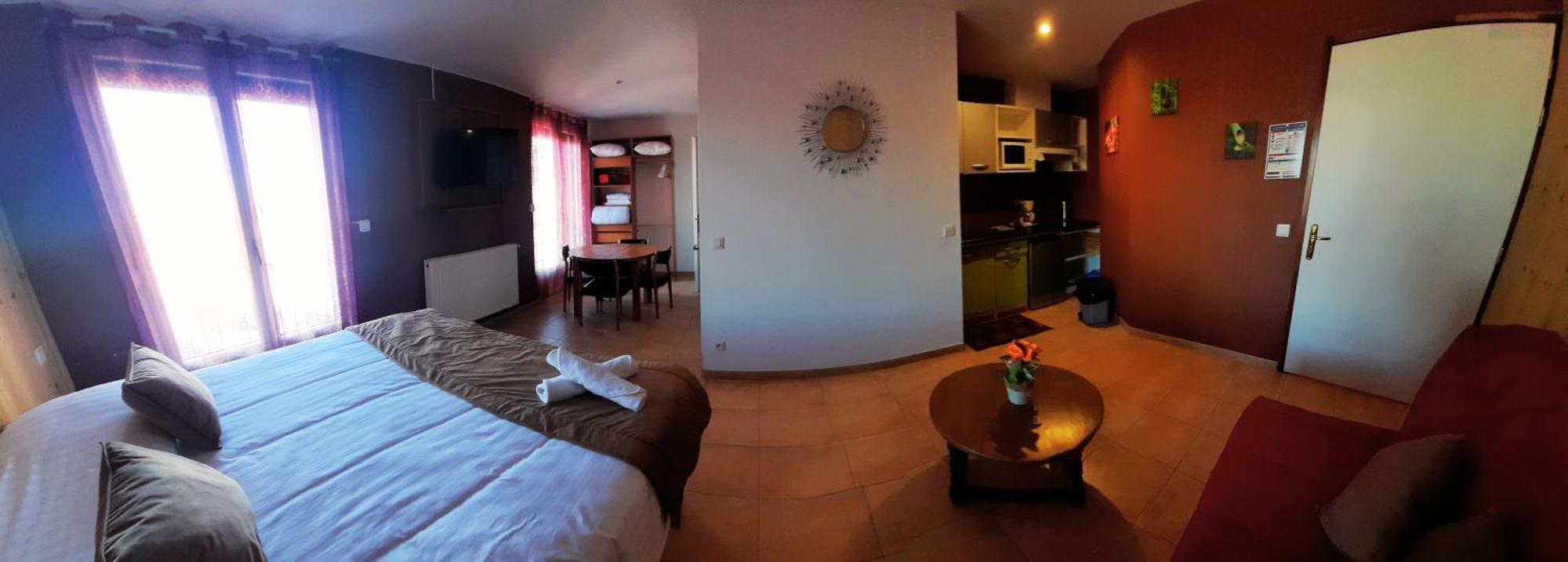 Le Catalan - Hotel Et Appartements Mont-Louis Esterno foto